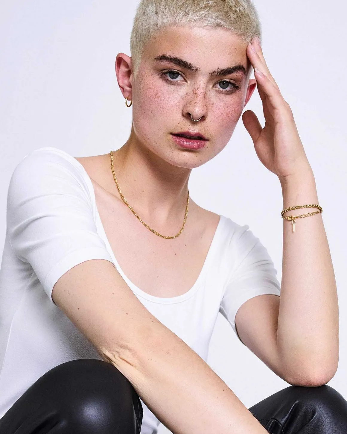 Dear Darling Berlin Fine Curb Chain Bracelet Gold
