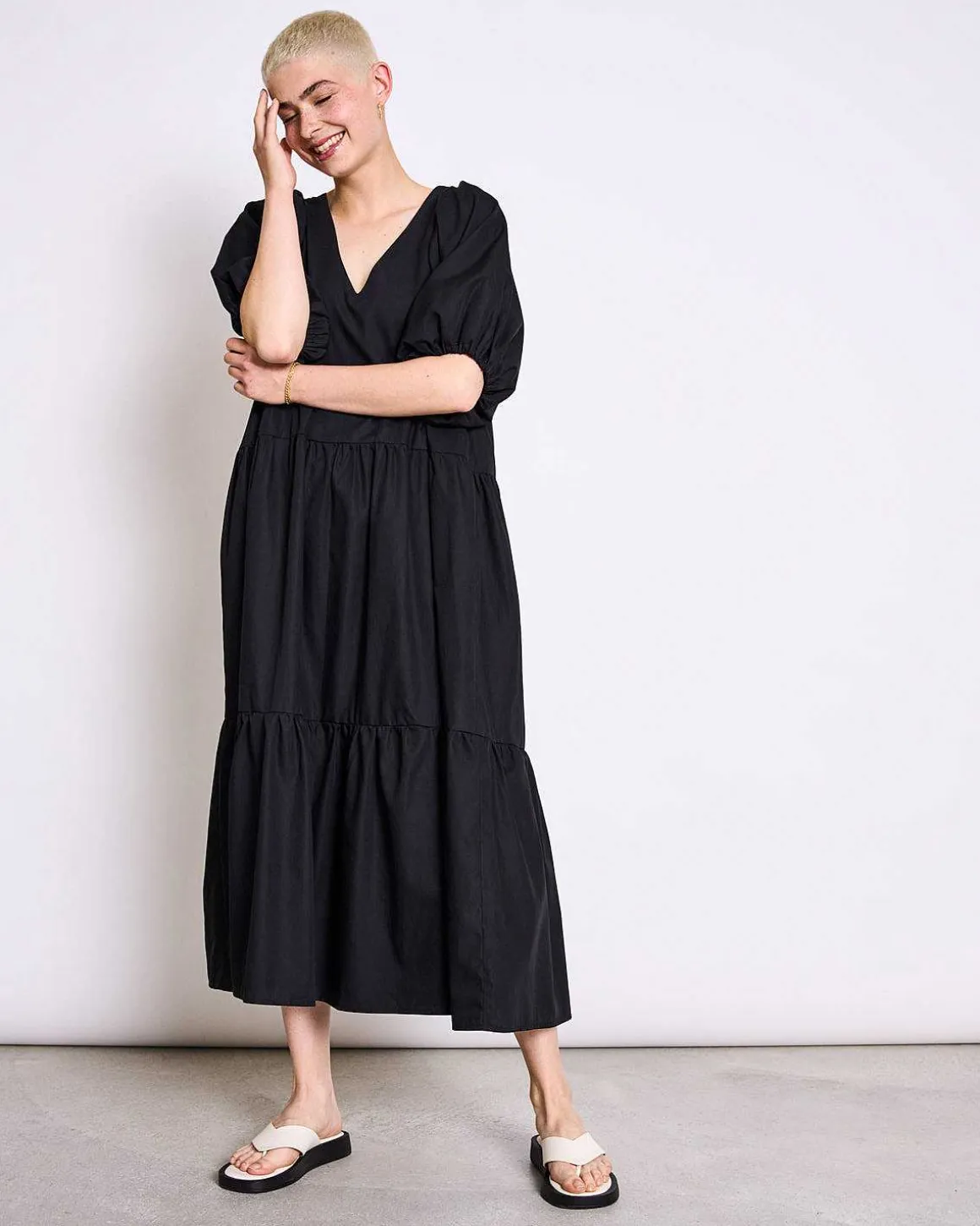 Midi Kleid Leiria Schwarz
