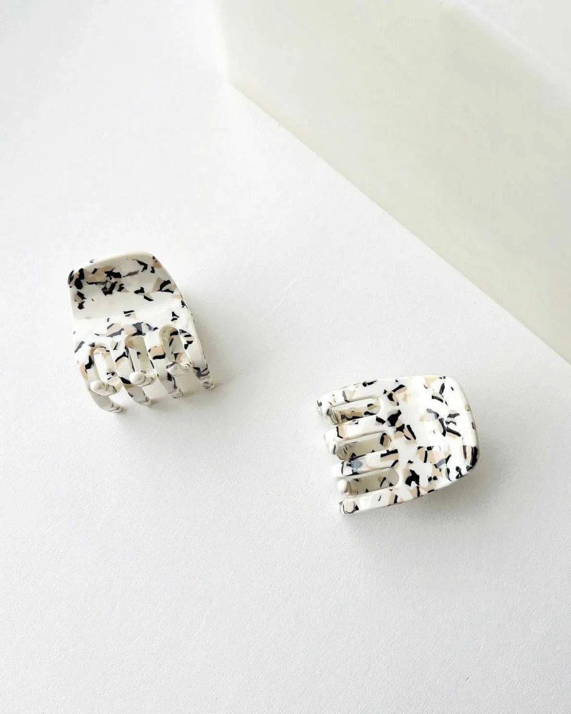 Mini Claw Terrazzo