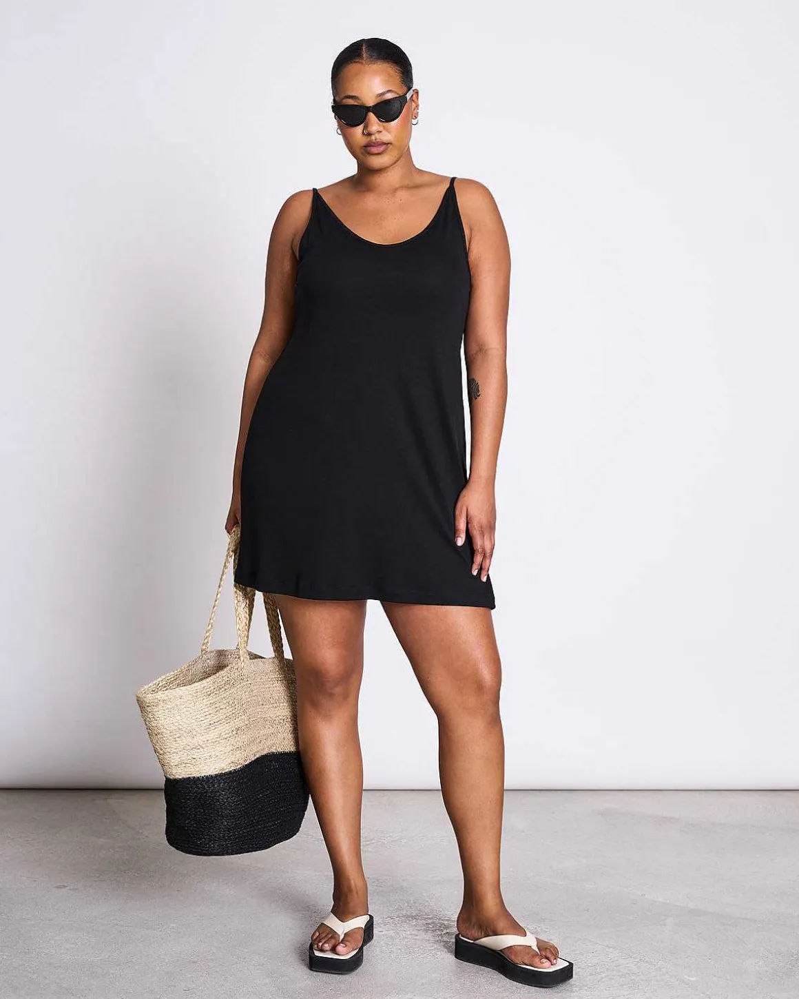 Mini Dress Triangle Black