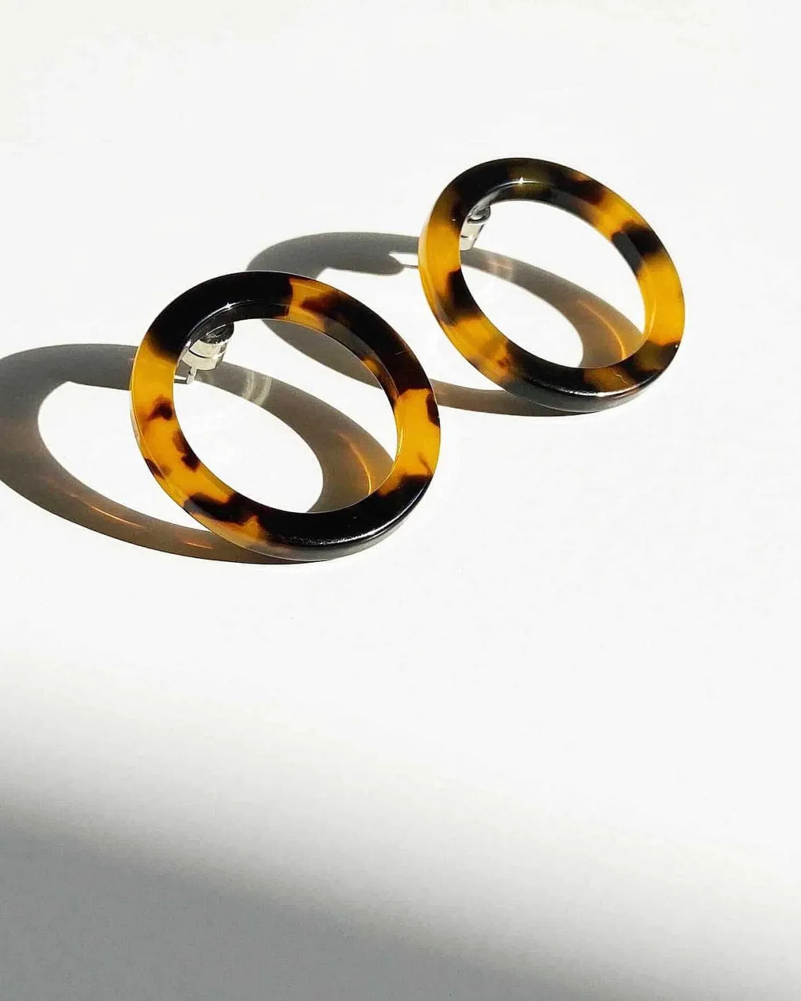 Mini Isla Hoops Classic Tortoise
