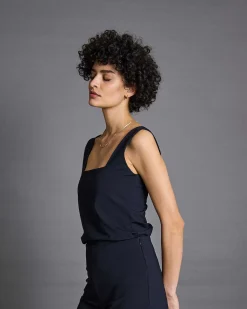 Top Merida Black