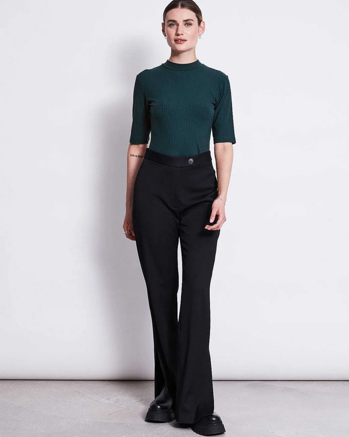 T-Shirt Nina Rib Bottle Green